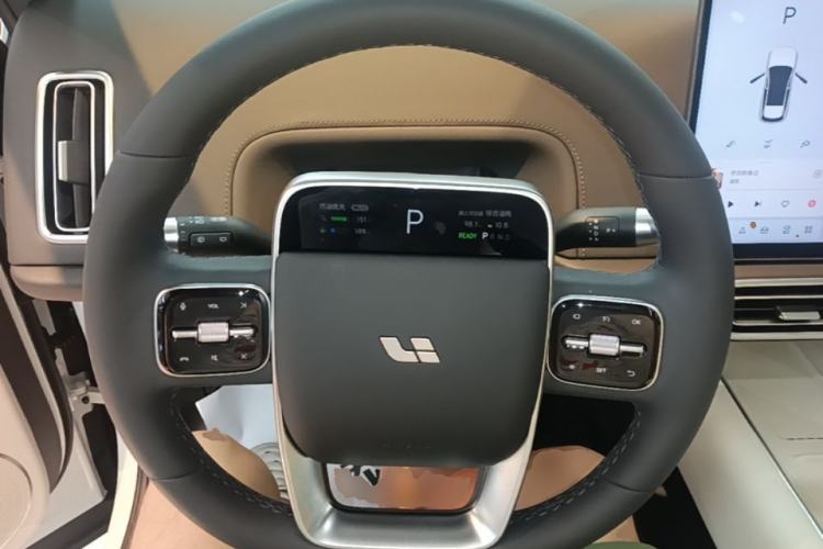 Used Li Auto L6 2025 Pro Smart Refresh Edition Steering Wheel