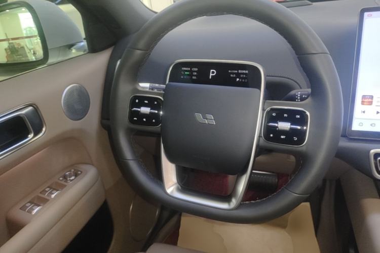 Used Li Auto L6 2025 Pro Smart Refresh Edition Steering Wheel