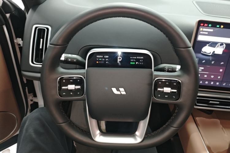 Used Li Auto L6 2025 Pro Smart Refresh Edition Steering Wheel
