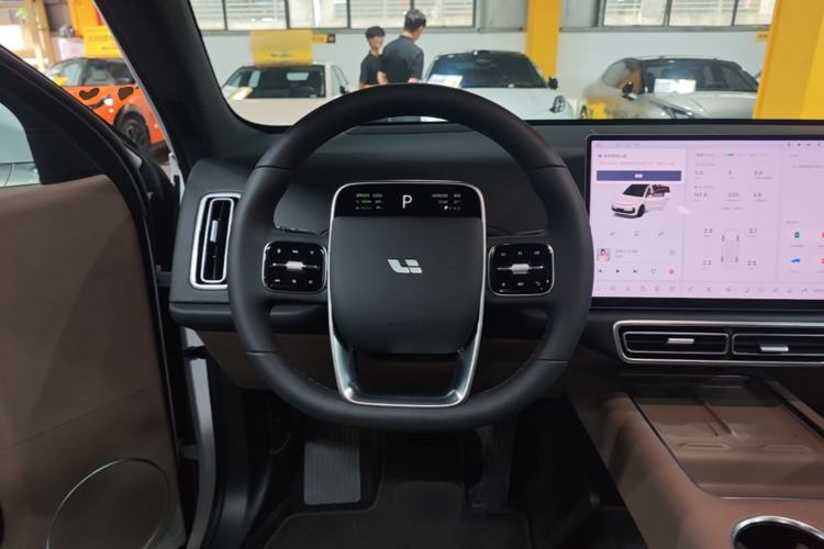 Used Li Auto L6 2025 Pro Smart Refresh Edition Steering Wheel