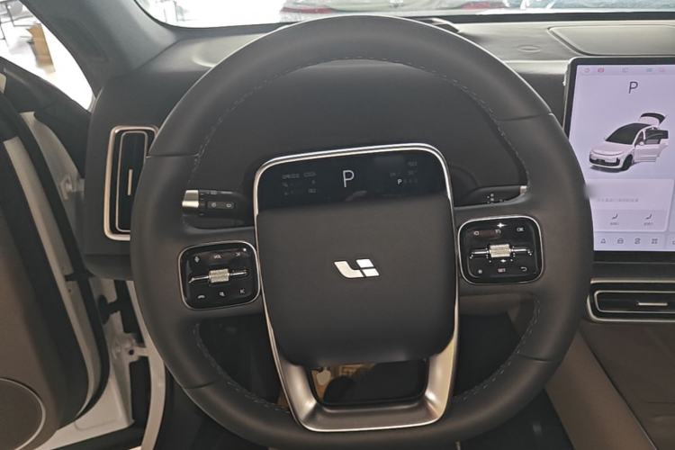 Used Li Auto L6 2025 Max Smart Refresh Edition Steering Wheel