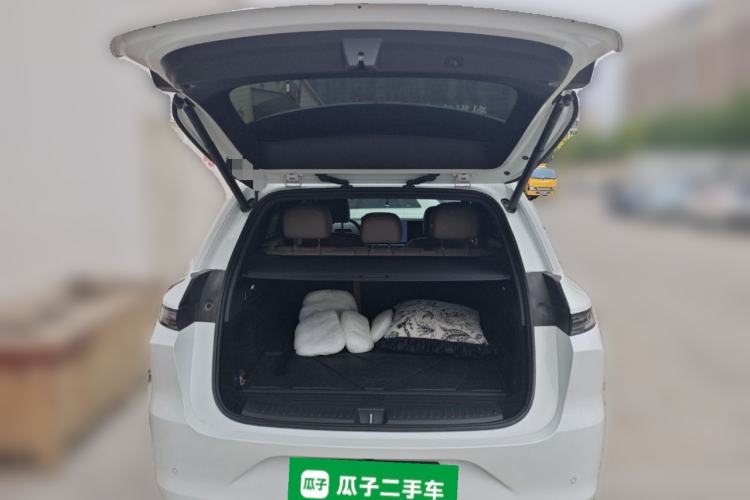 Used Li Auto L6 2025 Pro Smart Refresh Edition Trunk