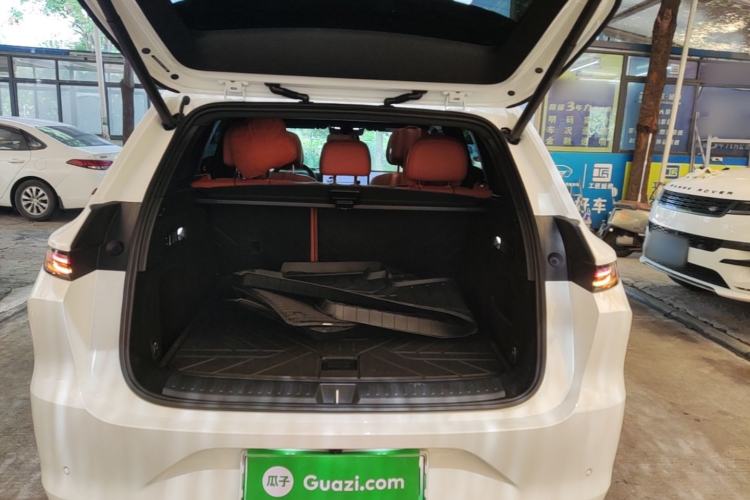 Used Li Auto L6 2025 Pro Smart Refresh Edition Trunk