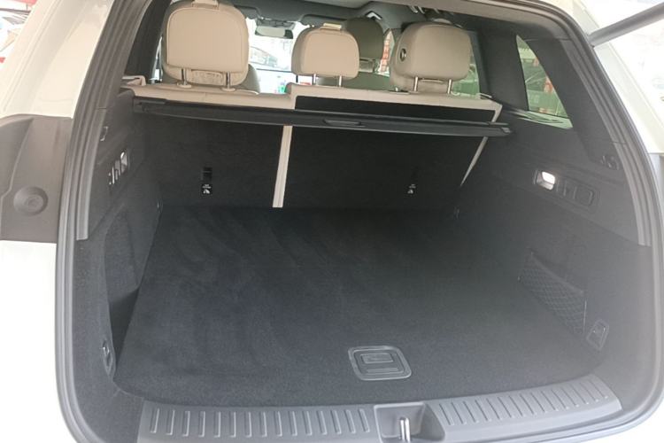 Used Li Auto L6 2025 Pro Smart Refresh Edition Trunk
