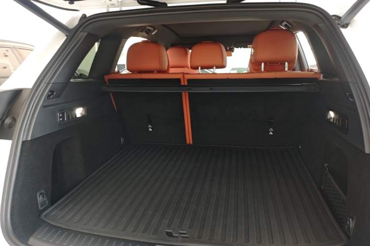 Used Li Auto L6 2025 Pro Smart Refresh Edition Trunk