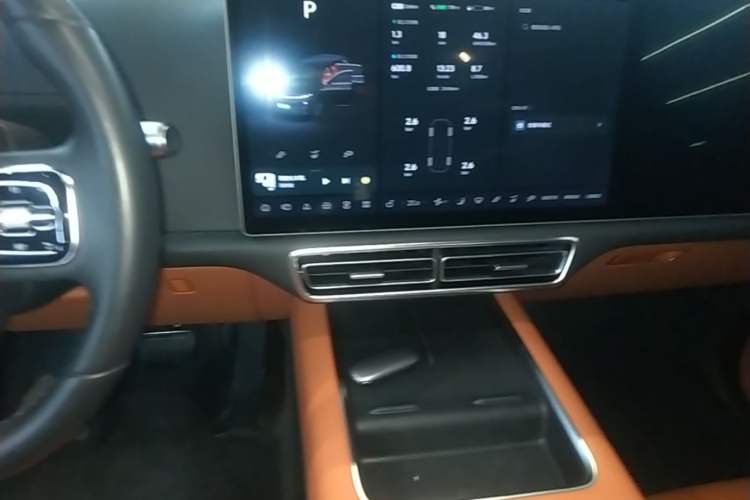 Used Li Auto L7 2023 Pro Model Audio And AC Panel