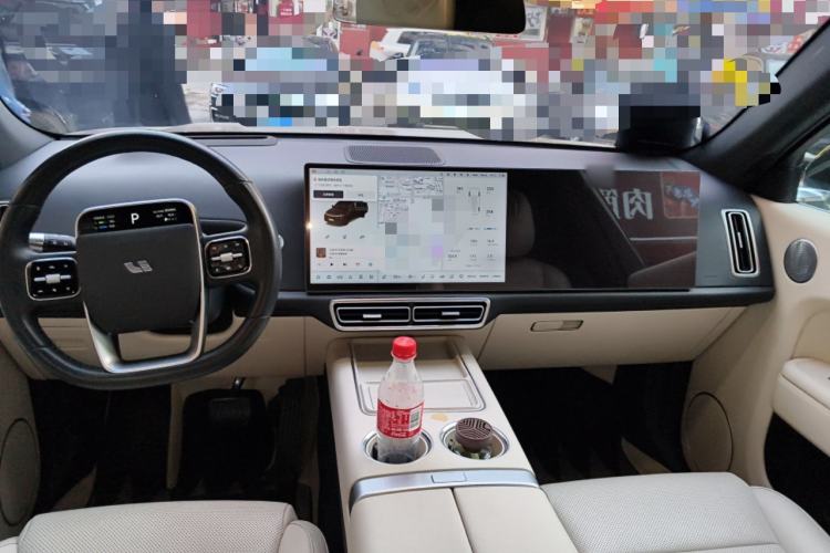 Used Li Auto L7 2023 Air model
