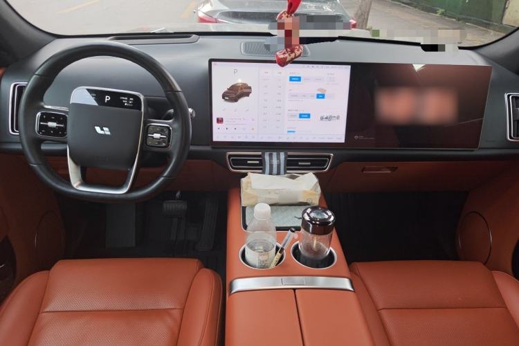 Used Li Auto L7 2023 Pro Model Center Console