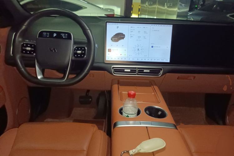 Used Li Auto L7 2023 Pro Model Center Console