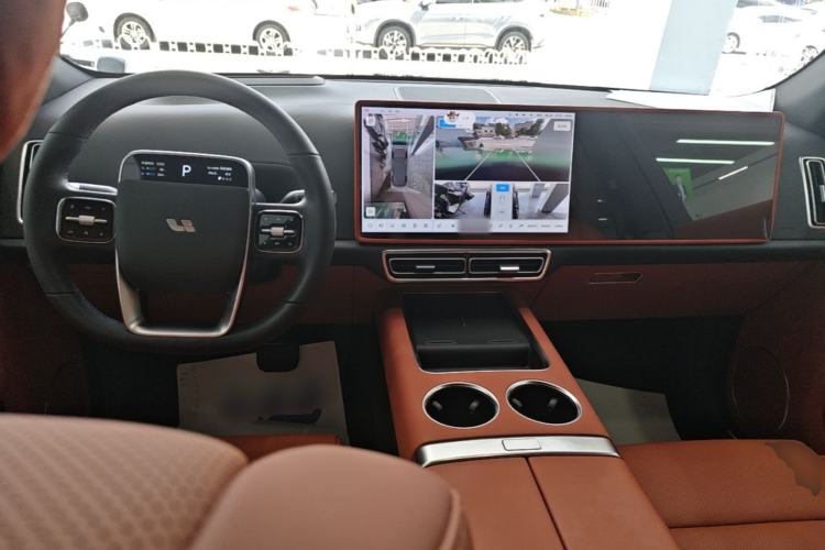 Used Li Auto L7 2023 Pro Model Center Console