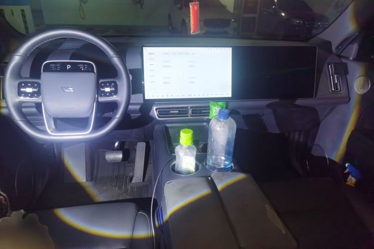 Used Li Auto L7 2023 Pro Model Center Console