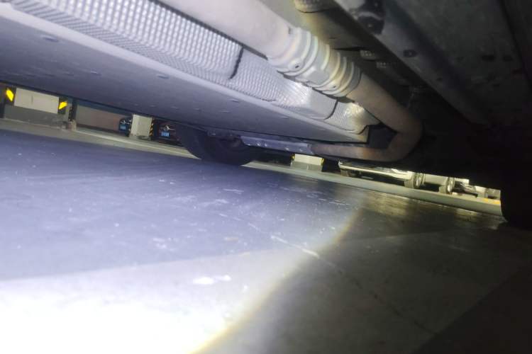 Used Li Auto L7 2023 Pro Model Chassis Front Right