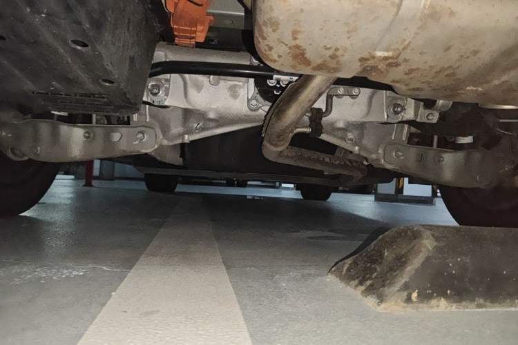 Used Li Auto L7 2023 Pro Model Chassis Rear