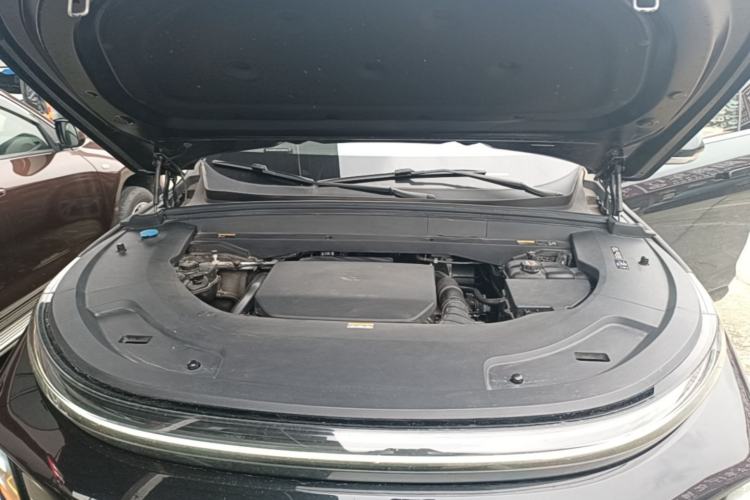 Used Li Auto L7 2023 Pro Model Engine Bay