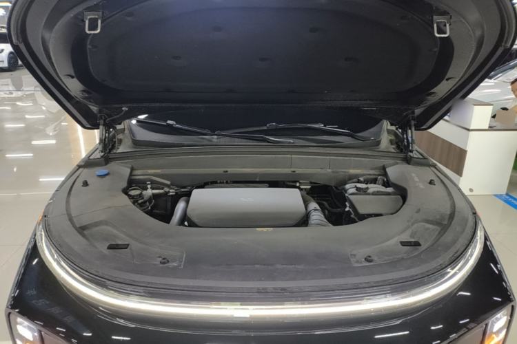 Used Li Auto L7 2023 Max model Engine Bay