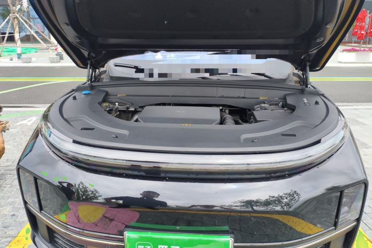 Used Li Auto L7 2023 Pro Model Engine Bay