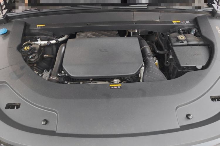 Used Li Auto L7 2023 Pro Model Engine Bay