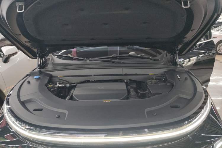 Used Li Auto L7 2023 Air model Engine Bay