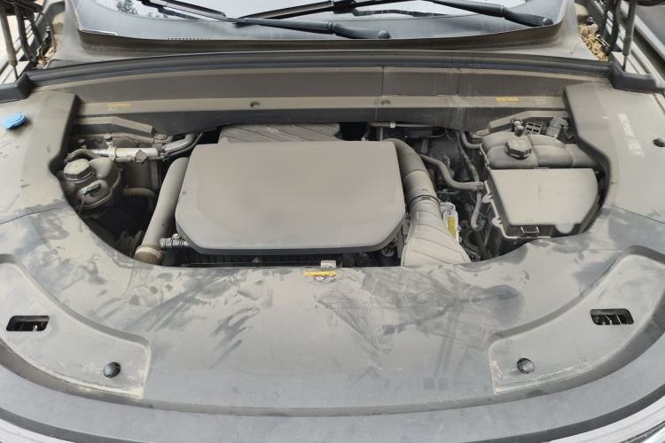 Used Li Auto L7 2023 Pro Model Engine Bay