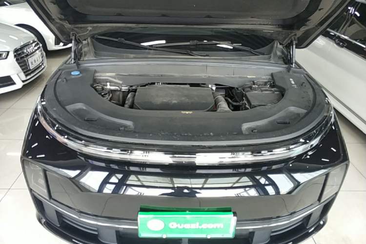 Used Li Auto L7 2023 Pro Model Engine Bay