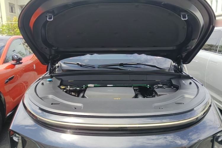 Used Li Auto L7 2023 Max model Engine Bay