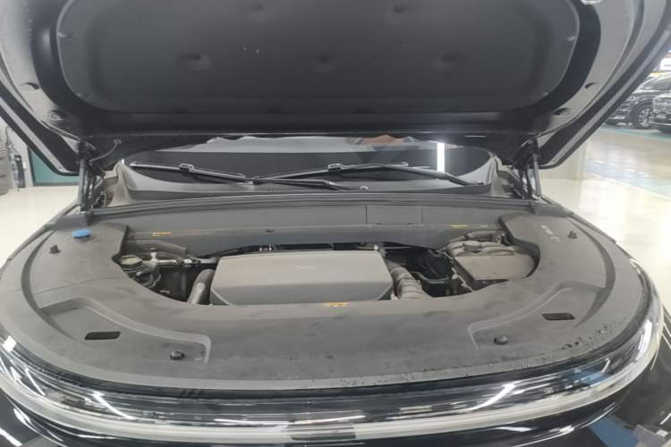 Used Li Auto L7 2023 Air model Engine Bay