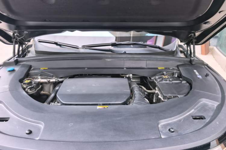 Used Li Auto L7 2023 Air model Engine Bay