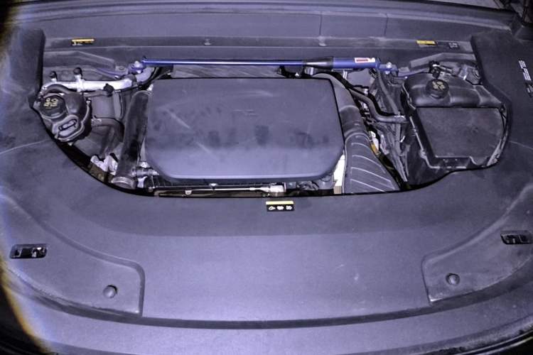 Used Li Auto L7 2023 Pro Model Engine Bay