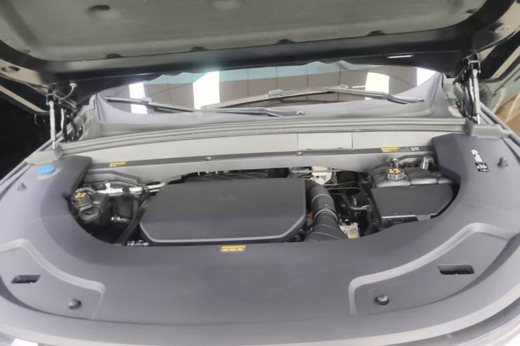 Used Li Auto L7 2023 Max model Engine Bay