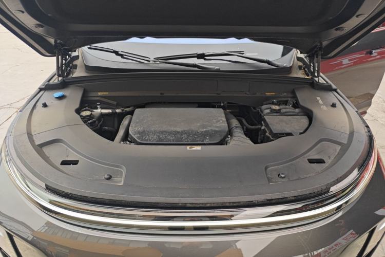 Used Li Auto L7 2023 Air model Engine Bay