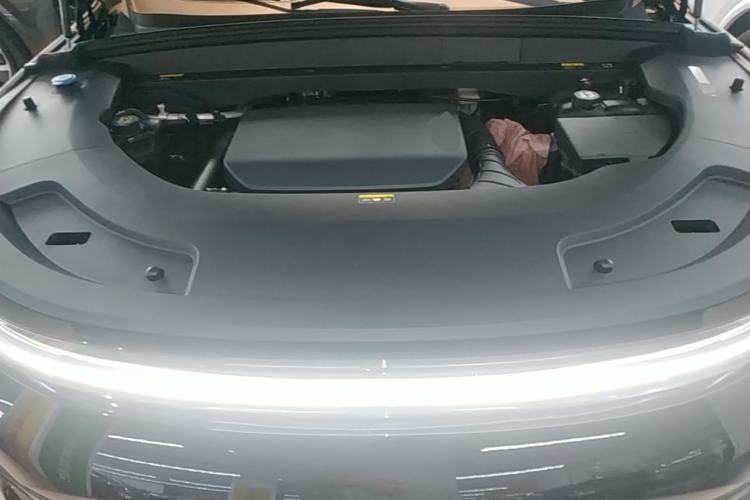 Used Li Auto L7 2023 Max model Engine Bay