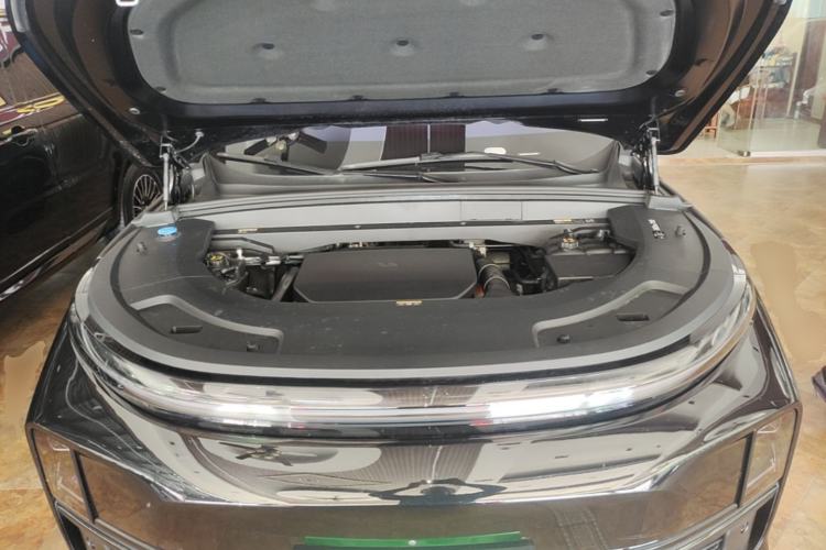 Used Li Auto L7 2023 Air model Engine Bay