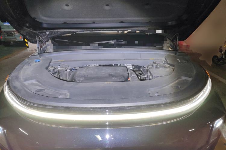 Used Li Auto L7 2023 Max model Engine Bay