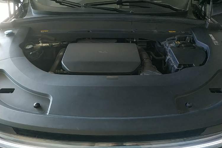 Used Li Auto L7 2023 Air model Engine Bay