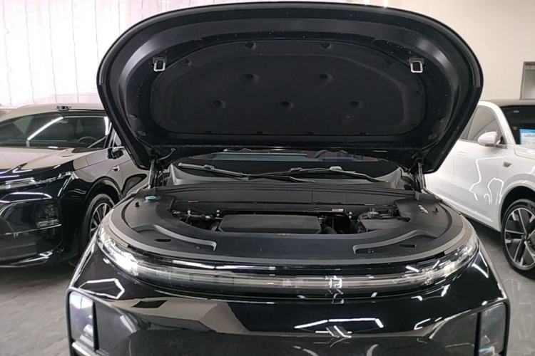 Used Li Auto L7 2023 Pro Model Engine Bay