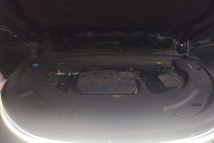 Used Li Auto L7 2023 Air model Engine Bay
