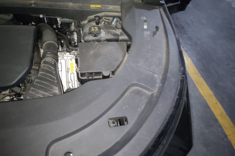 Used Li Auto L7 2023 Air model Engine Bay Left