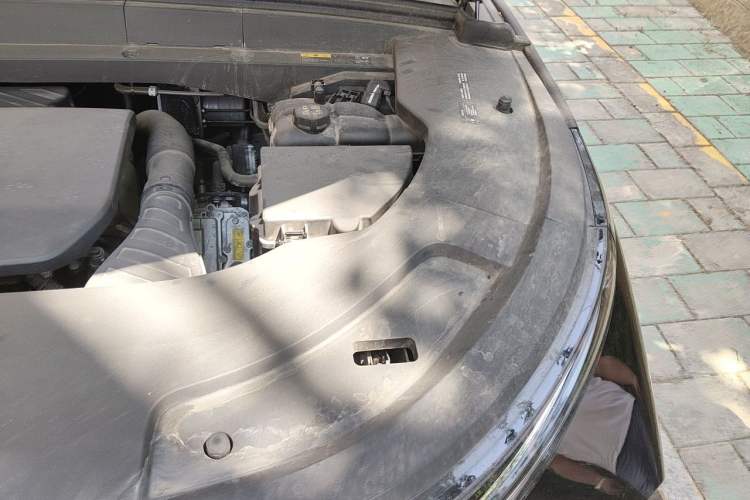 Used Li Auto L7 2023 Air model Engine Bay Left