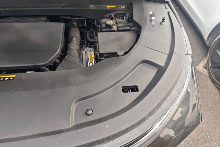 Used Li Auto L7 2023 Pro Model Engine Bay Left