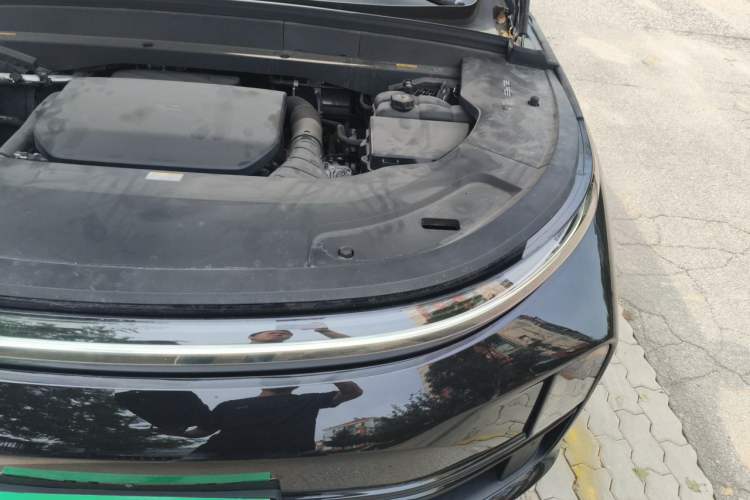 Used Li Auto L7 2023 Air model Engine Bay Left