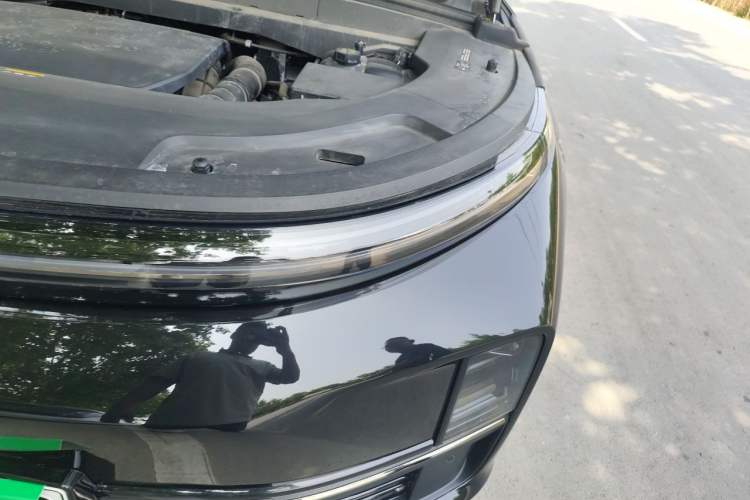 Used Li Auto L7 2023 Pro Model Engine Bay Left