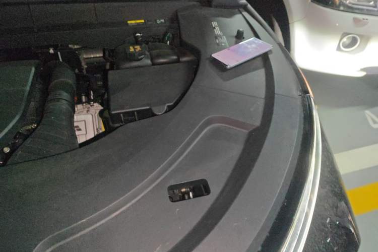 Used Li Auto L7 2023 Pro Model Engine Bay Left