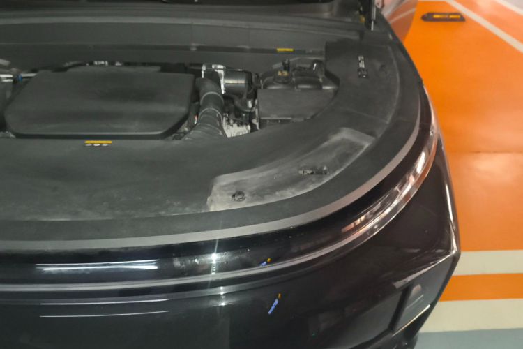 Used Li Auto L7 2023 Air model Engine Bay Left