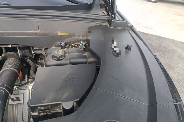 Used Li Auto L7 2023 Air model Engine Bay Left