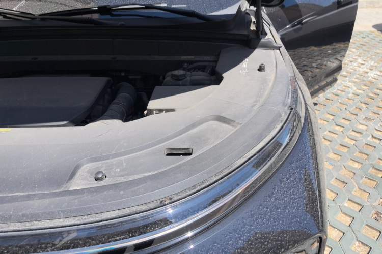 Used Li Auto L7 2023 Max model Engine Bay Left