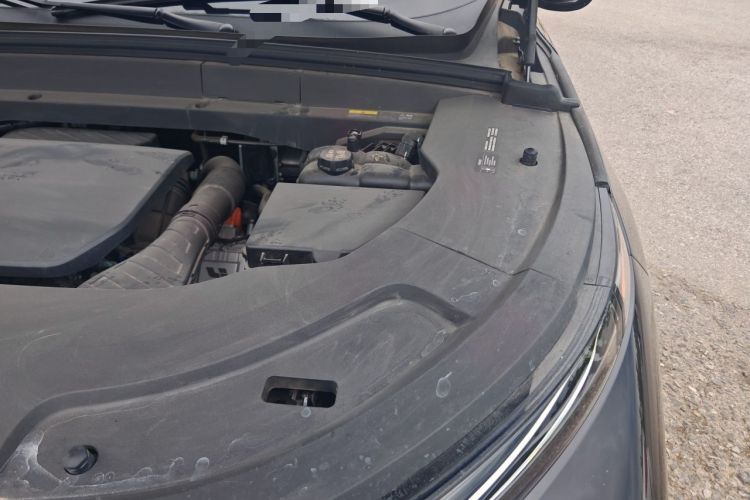 Used Li Auto L7 2023 Air model Engine Bay Left