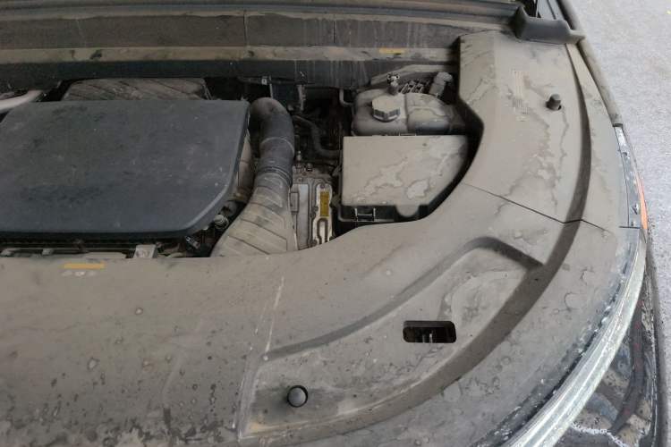 Used Li Auto L7 2023 Pro Model Engine Bay Left