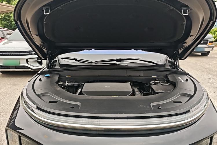 Used Li Auto L7 2023 Pro Model Engine Bay