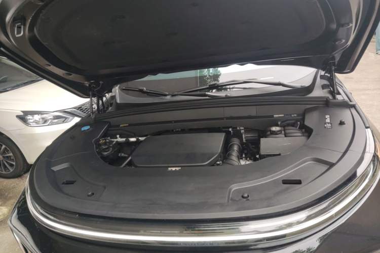 Used Li Auto L7 2023 Air model Engine Bay