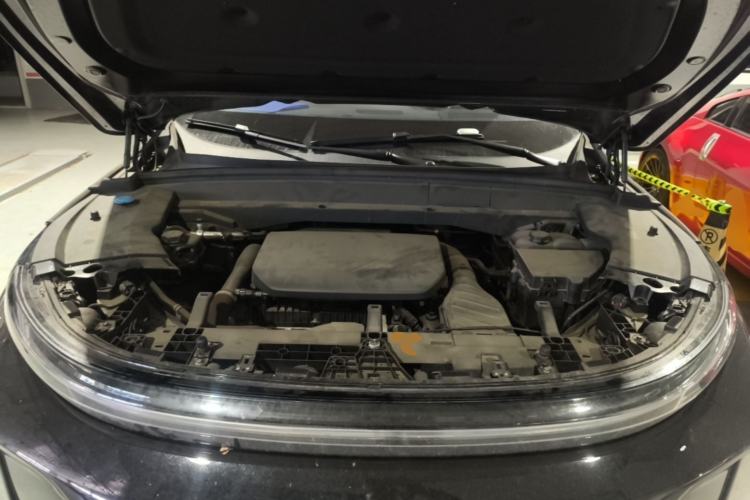 Used Li Auto L7 2023 Pro Model Engine Bay